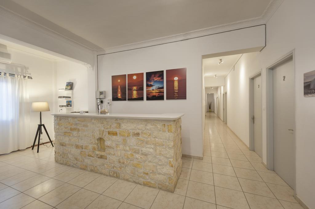 Angeliki Seaside Hotel Alikí Exteriör bild